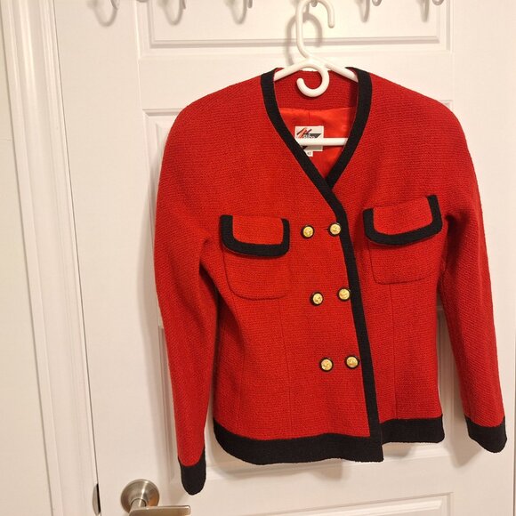 Vintage Biba Wool Suit Red Jacket and Skirt with Gold Buttons from early 1990s - Picture 7 of 16